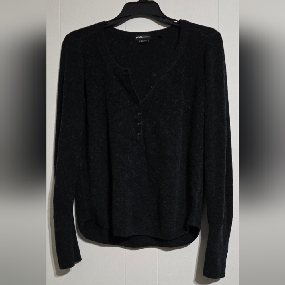 prAna Milani Henley Size L - Picture 3 of 8